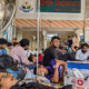 বরিশাল বিশ্ববিদ্যালয়ে আমরণ অনশনে অংশ নেওয়া শিক্ষার্থীরা। ছবি: সংগৃহীত