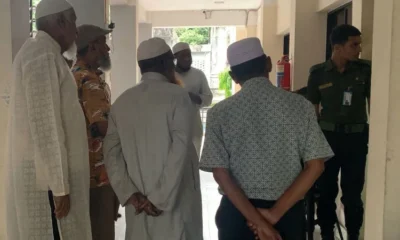স্মারকলিপি দিতে গিয়ে ইউএনও কার্যালয়ে অপদস্থ ৬ প্রবীণ