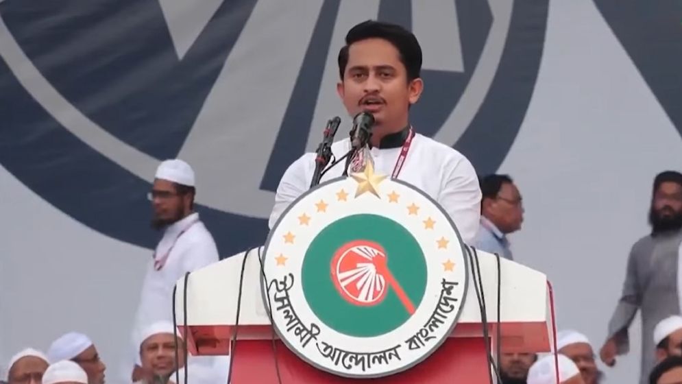 আমরা এক থাকলে হাসিনার মতো কেউ আসতে পারবে না