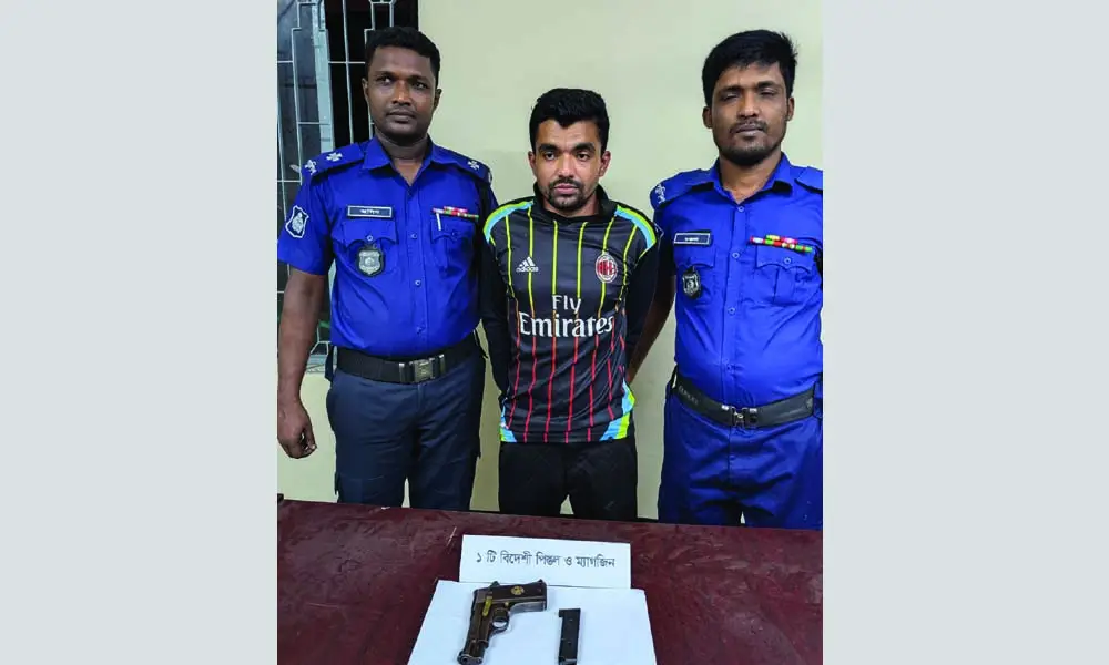 ঝিকরগাছায় বিদেশি পিস্তলসহ যুবক আটক