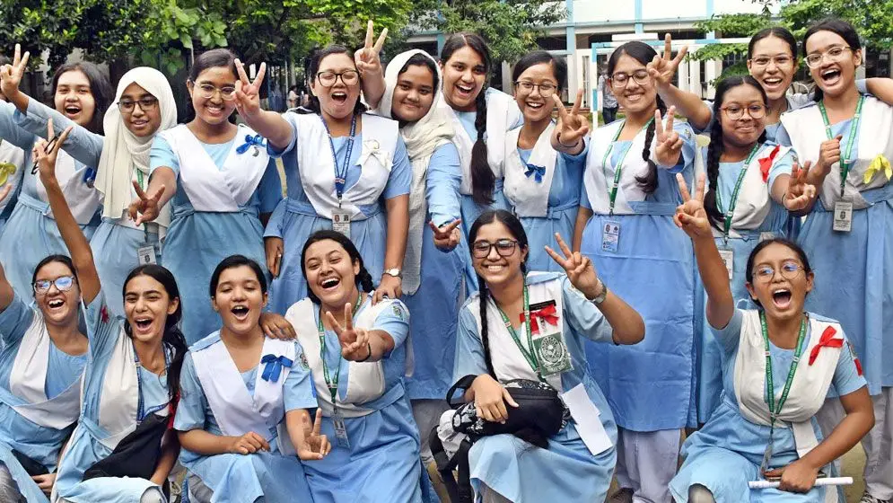 এসএসসিতে জিপিএ-৫ কমেছে ৪৩ হাজার