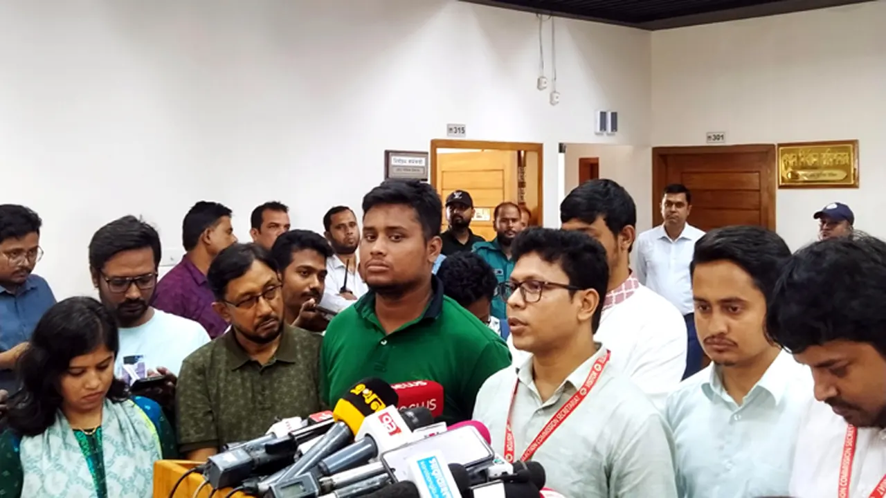 নৌকা প্রতীক তপশিল থেকে বাদ দেওয়ার দাবি এনসিপির