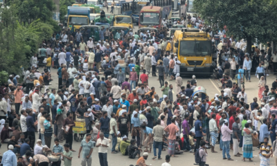 মহাখালী-এয়ারপোর্ট রোড অচল, সিএনজি চালকদের অবরোধ