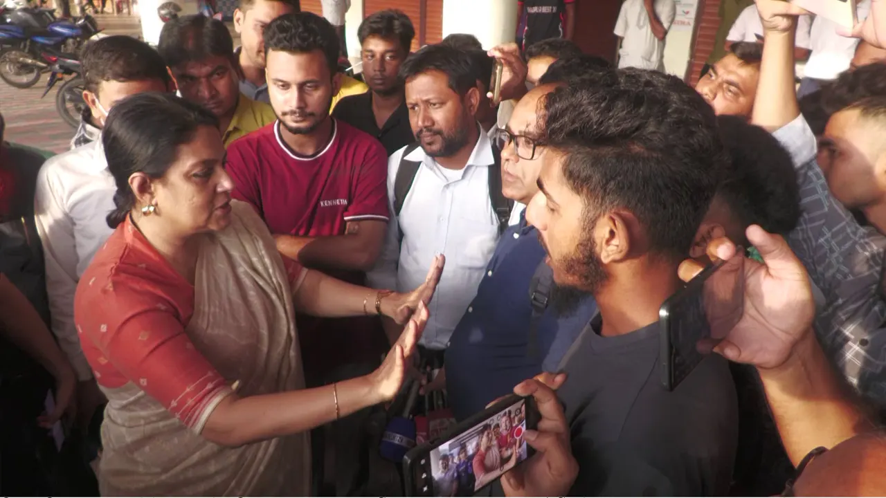 ঢাকায় ফেরার পথে সৈয়দপুরে অবরোধে পড়লেন ৪ উপদেষ্টা