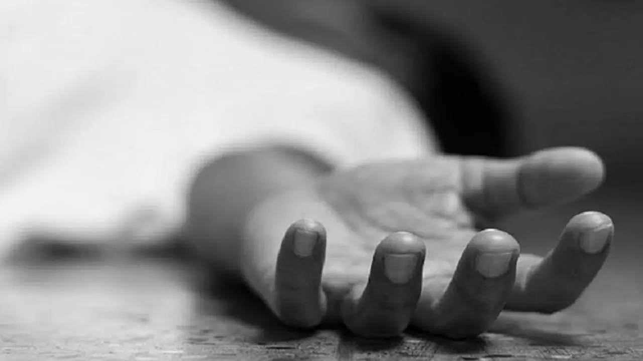 মাদকাসক্ত ছেলেকে পিটিয়ে হত্যা করলেন মা ও ভাই
