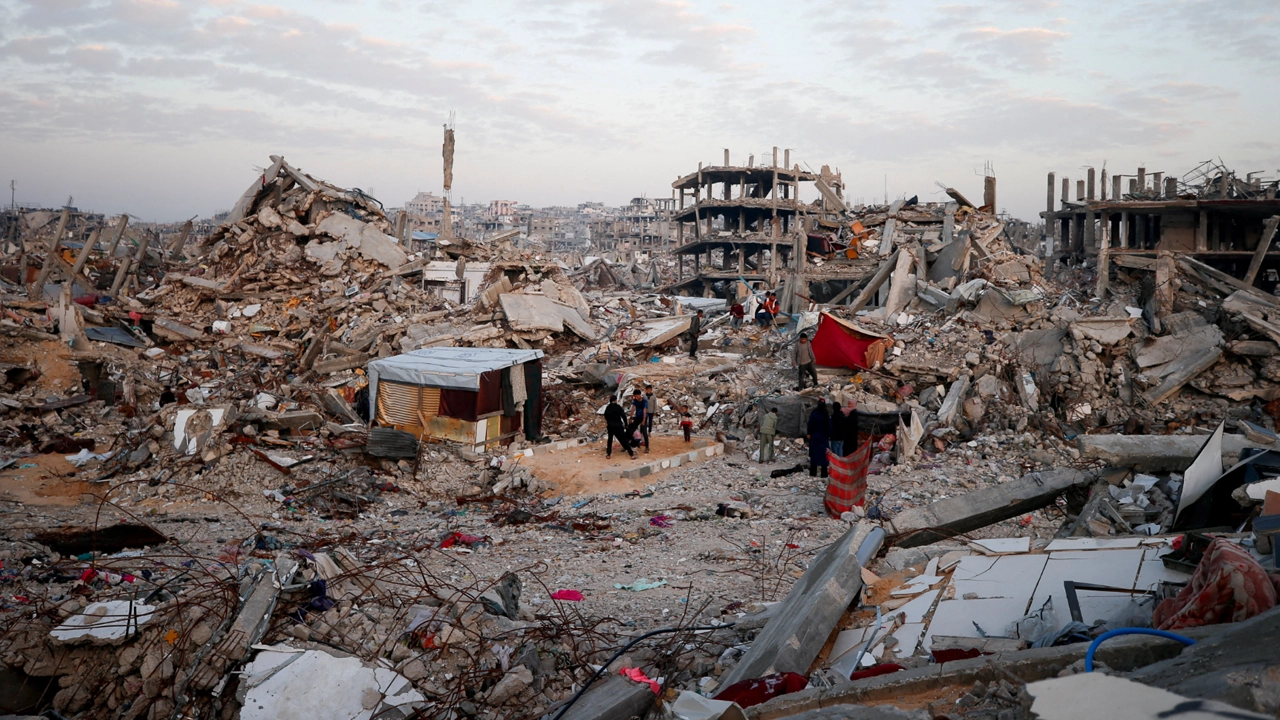 juddho biroti mante raji na gaza