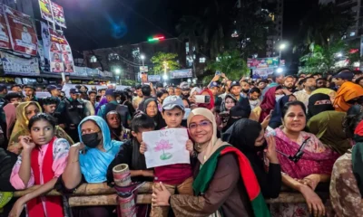 স্বৈরাচারমুক্ত নায়কদের দেখতে চট্টগ্রামে জনতার ঢল