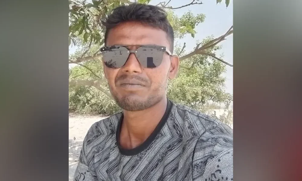 সিরাজগঞ্জে চাঁদাবাজকে গণধোলাই দিয়ে পুলিশে সোপর্দ