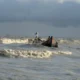 বঙ্গোপসাগরে ট্রলারডুবি, নিখোঁজ ৬ জেলে