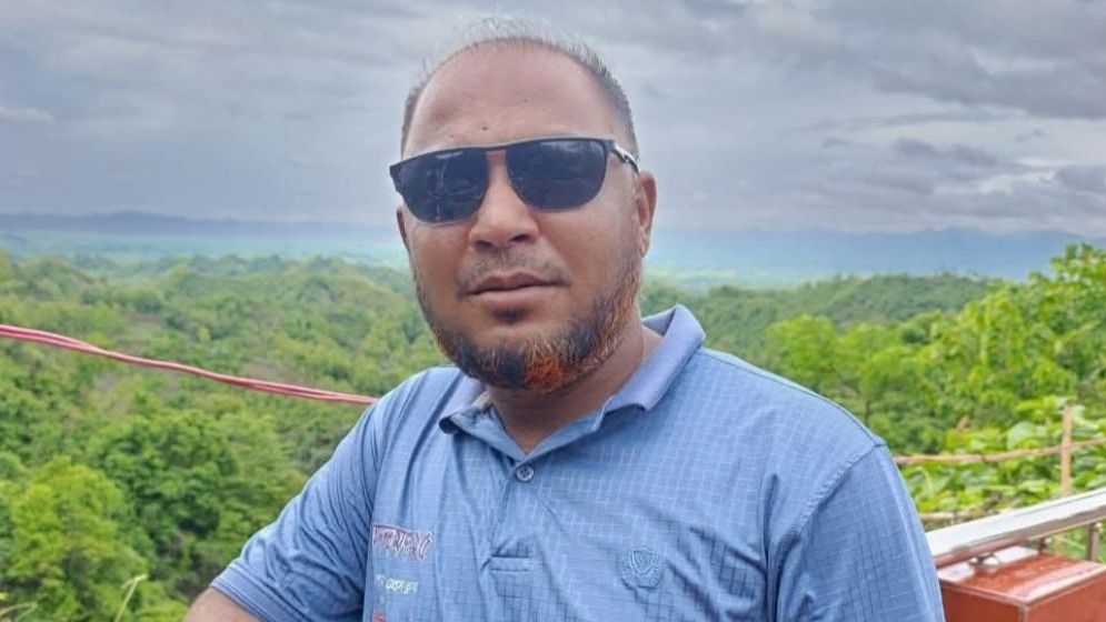 লোহাগাড়ায় তথ্য চাইতে গিয়ে সাংবাদিক আটক,