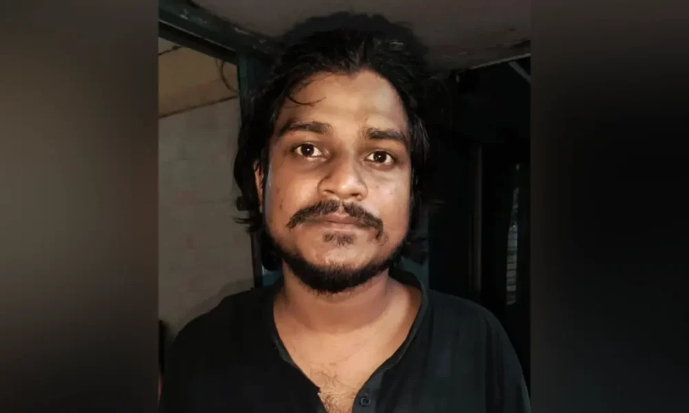 বৈষম্যবিরোধীর সদস্য পরিচয়ে চাঁদাবাজির অভিযোগে যুবক আটক