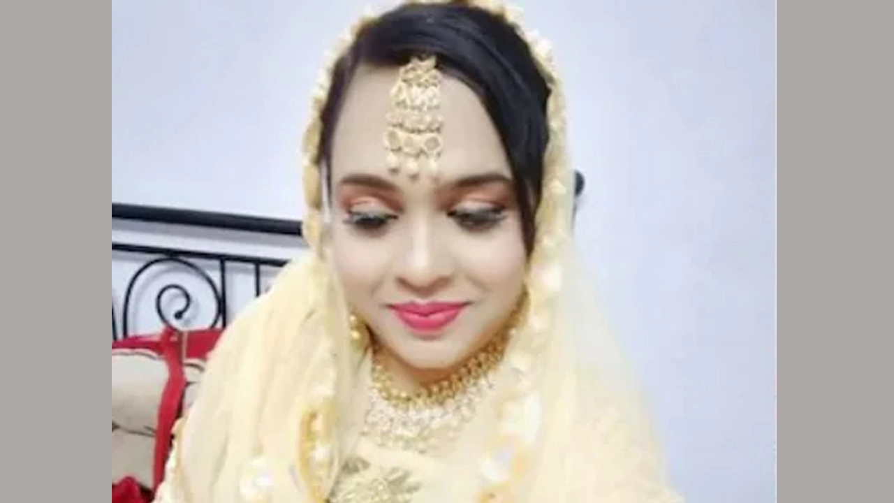 ৮ স্বামীকে বিয়ের ফাঁদে ফেলে কোটি টাকা হাতিয়ে নিলেন সামিরা
