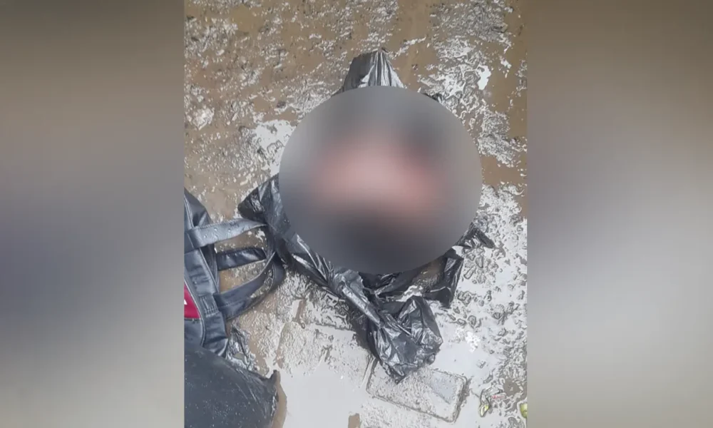 গাজীপুরে ব্যাগে অজ্ঞাত ব্যক্তির মরদেহ, চাঞ্চল্য স্টেশন রোডে