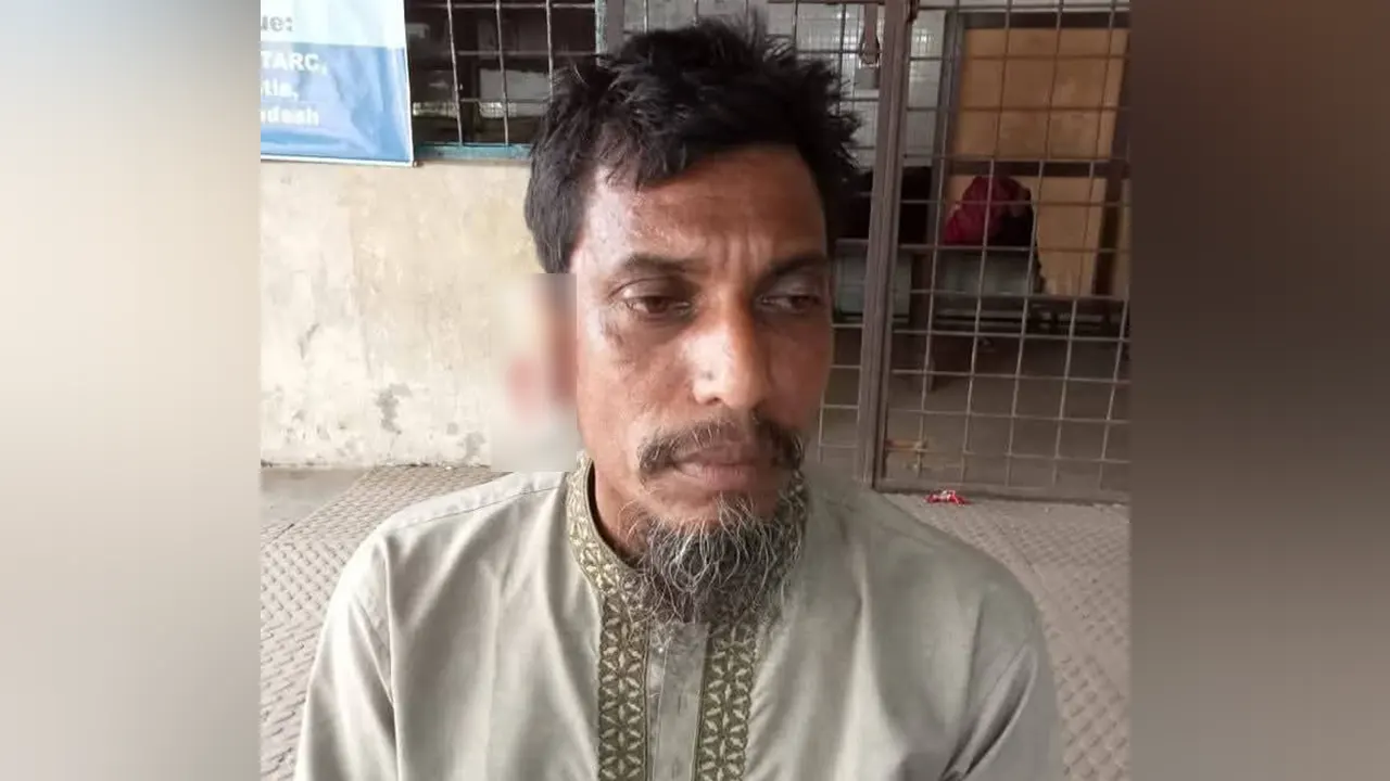 বাকিতে সিগারেট না পেয়ে দোকানির কান কামড়ে ছিঁড়ে দিলেন যুবক