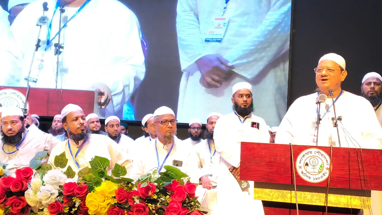 সবচেয়ে বড় সংস্কার নির্বাচন পদ্ধতিতে : চরমোনাই পীর